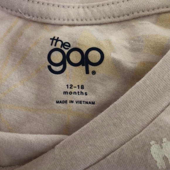 🆕Baby Gap Remix t-shirt - Picture 2 of 3